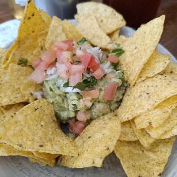 Tiki Taco Clavel - Guacamole - Mexican Near Me - Madrid, M