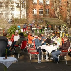 Hertzberg Golf - Sonne tanken bei guter Musik und Getränken.