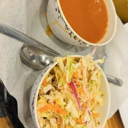 Melys Pupuseria - Tomato sauce and pickled cabbage pupusas toppings