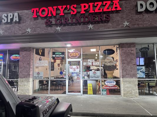 Tony's Pizza & Grinders by null
