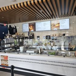 H & H Bagels - The counter