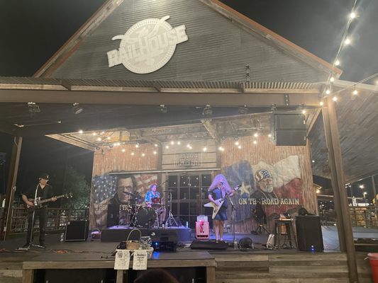 THE RAILHOUSE by null