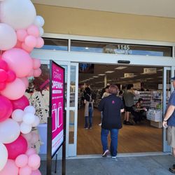 Daiso - Diaso is open Bellingham