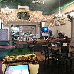Main Street Café - Been here a few times for lunch and dinner. Good food, good atmosphere. Amy is always friendly. They have all sorts of sandwiches