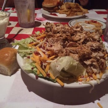The Red Barn - Grilled chicken salad - American Near Me - Demopolis, Alabama The Red Barn - Grilled chicken salad - American Near Me - Demopolis, Alabama