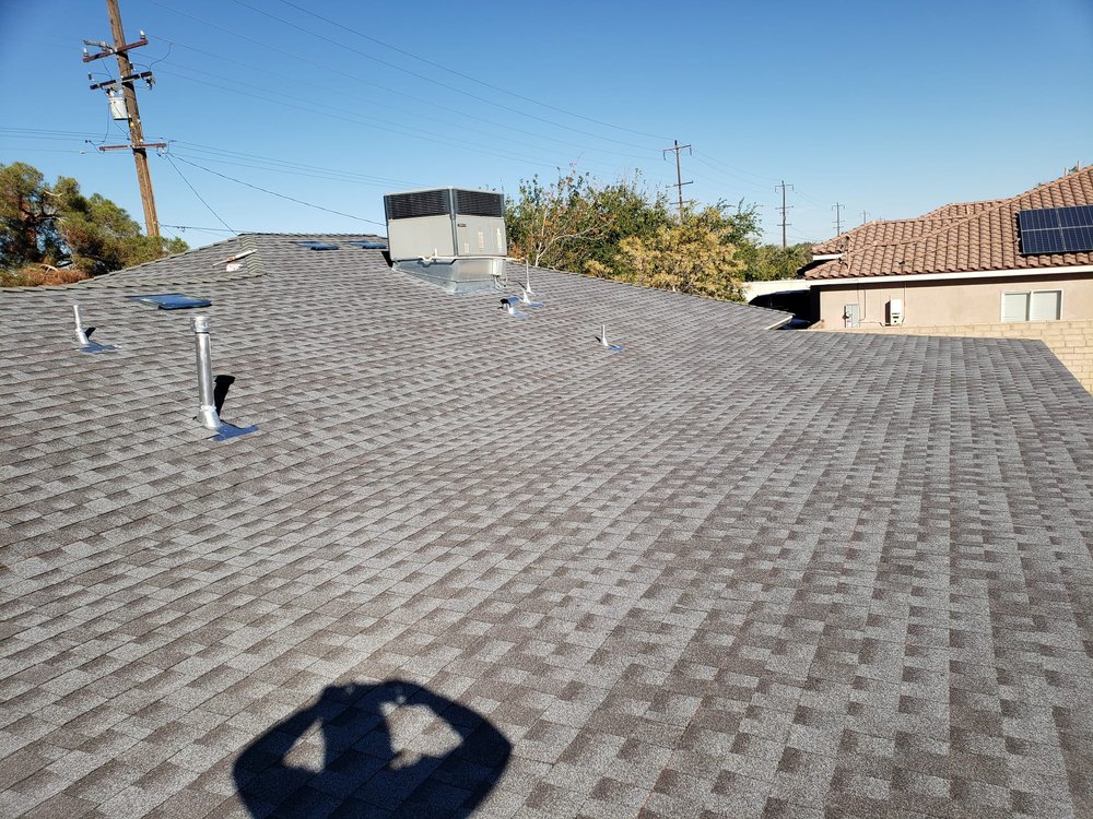 Slide of Carlos Guti Roofing