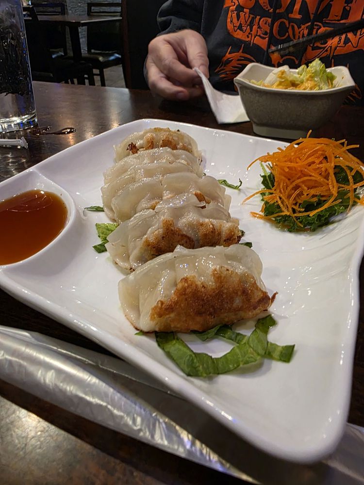 Mikado Japanese Restaurant Logo