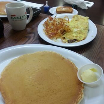 Kelley's Country Cookin' - Enormous pancakes. - American Near Me - Alvin, Texas Kelley's Country Cookin' - Enormous pancakes. - American Near Me - Alvin, Texas