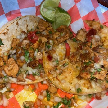 Taco Chundito - Chicken taco - Food Trucks Near Me - Hialeah, Florida