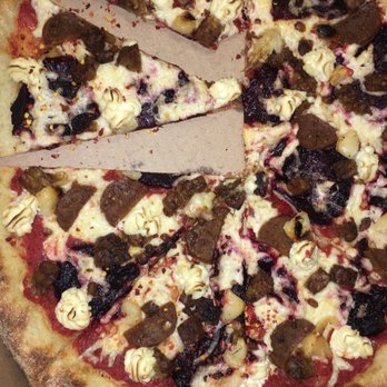 Li'l Nonna's - Pizza Near Me - Austin, Texas Li'l Nonna's - Pizza Near Me - Austin, Texas
