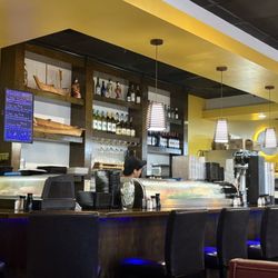 Royal Sushi - Sushi bar/ chef