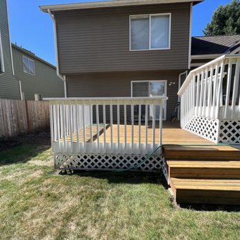 Instant Style Painting - Before staining deck - Painters Near Me - Kent, Washington