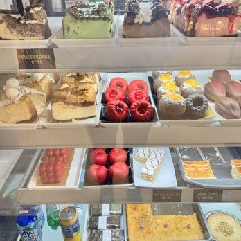 Matari Coffee - Dessert case - Cafes Near Me - Columbus, Ohio
