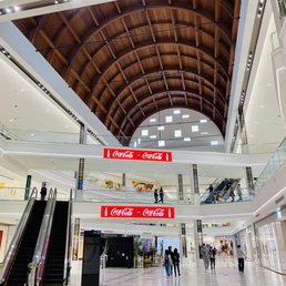 Original project called Xanadu with its wooden ceiling Original project called Xanadu with its wooden ceiling