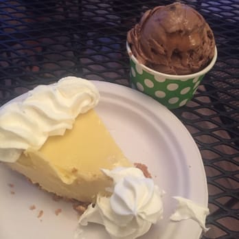 Sweet Savannah's - Ice Cream & Frozen Yogurt Near Me - Marathon, Florida Sweet Savannah's - Ice Cream & Frozen Yogurt Near Me - Marathon, Florida