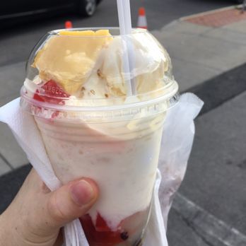 Oompa Loompyas - Halo halo - Food Trucks Near Me - Syracuse, New York