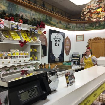 Frankenmuth Fudge Kitchen - Candy Stores Near Me - Frankenmuth, Michigan Frankenmuth Fudge Kitchen - Candy Stores Near Me - Frankenmuth, Michigan