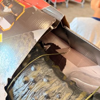 Target - Clearly has been opened before and item used/damaged - purchase given at drive up - Department Stores Near Me - Carson, California