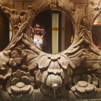 Carpe Diem - Gothic Bathroom - Dance Clubs Near Me - Barcelona, B Carpe Diem - Gothic Bathroom - Dance Clubs Near Me - Barcelona, B