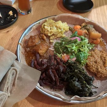 Demera - Veggie messob - Ethiopian Near Me - Chicago, Illinois Demera - Veggie messob - Ethiopian Near Me - Chicago, Illinois