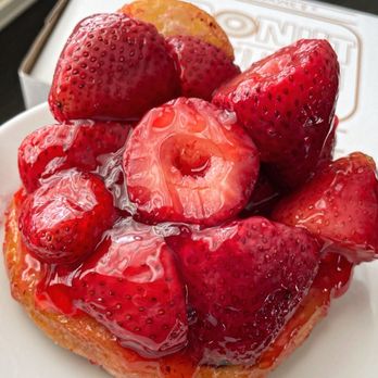 The Donut Man - Strawberry donut - Donuts Near Me - Los Angeles, California The Donut Man - Strawberry donut - Donuts Near Me - Los Angeles, California