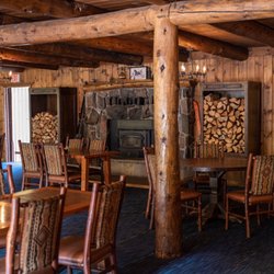 Almont Resort & Restaurant