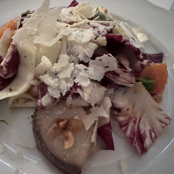 Verana - Cicoria E Pera salad - Endive, trevisano basil, pecorino di fossa basil, orange, pear & hazelnut nut vinaigrette. - Italian Near Me - Norwood, New Jersey