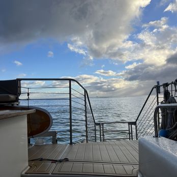 Holokai Catamaran - Boating Near Me - Honolulu, Hawaii