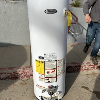 Gold Leaf Plumbing - Old Water Heater! ‍ - Plumbing Near Me - Westcliffe , Colorado