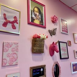 The Pink Parlor Ice Cream