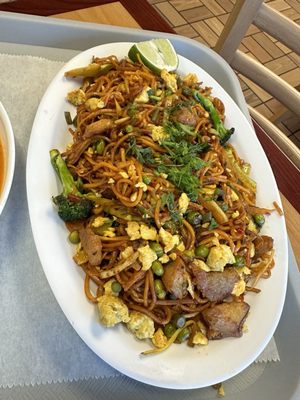 Mom's MoMo and Deli by null