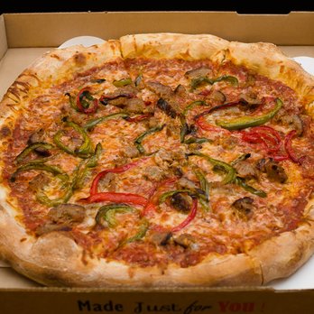 Freda's Pizza - Sausage and peppers. - Pizza Near Me - Camarillo, California Freda's Pizza - Sausage and peppers. - Pizza Near Me - Camarillo, California