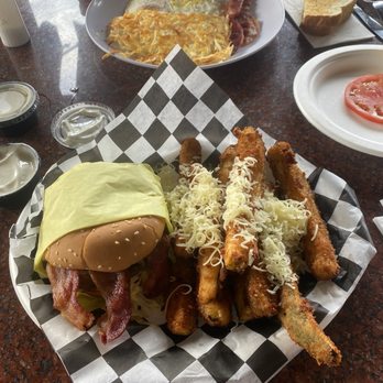 Paul's Place - Bacon cheeseburger and fried zucchini is a foodies dream!!! - Diners Near Me - Orange, California