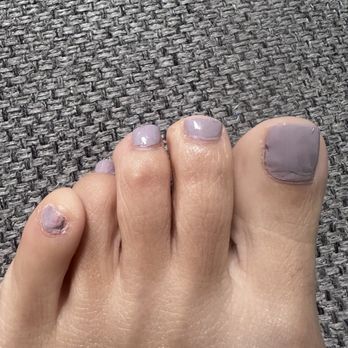 Lana's Nails & Spa - Uneven polish, the polish on the little toe... - Nail Salons Near Me - Phoenix, Arizona