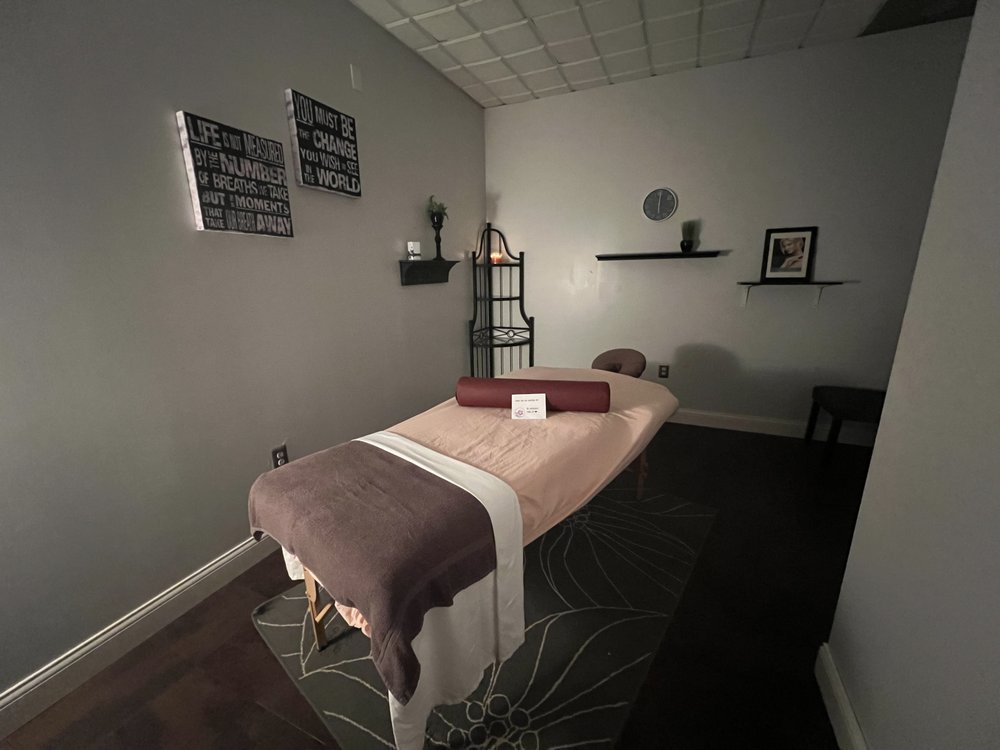 TROPICAL TOUCH TOLEDO Updated October 2024 4026 Secor Rd, Toledo