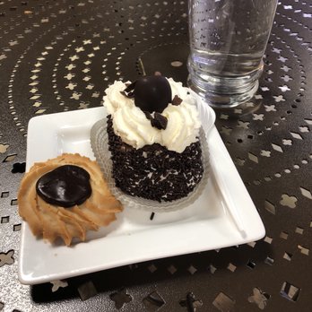 Vie a Paris - Bakeries Near Me - Hurst, Texas Vie a Paris - Bakeries Near Me - Hurst, Texas