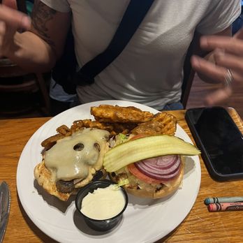 The 1818 Grill - Chicken sandwich with Waffle Fries - American Near Me - Sarasota, Florida The 1818 Grill - Chicken sandwich with Waffle Fries - American Near Me - Sarasota, Florida
