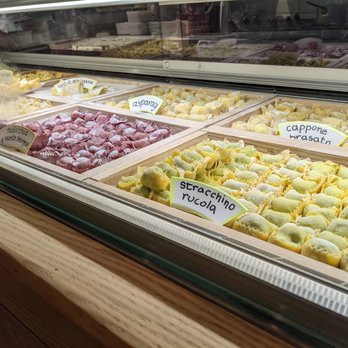 La Bottega della Gina - Variety of fresh stuffed pasta at La Bottega della Gina - Italian Near Me - Verona, VR La Bottega della Gina - Variety of fresh stuffed pasta at La Bottega della Gina - Italian Near Me - Verona, VR
