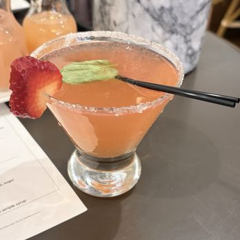 Easy Like Sunday - Mocktail - Breakfast & Brunch Near Me - Baltimore, Maryland