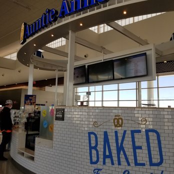 Auntie Anne's - the interior of a bakery - Pretzels Near Me - Kenner, Louisiana