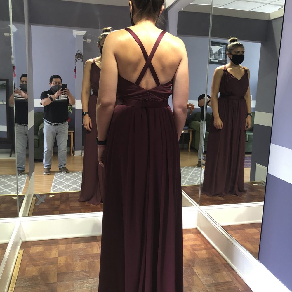 Reino's Tailor Shop - AFTER!!!!! Size 6!!!!! - Sewing & Alterations Near Me - Chicago, Illinois
