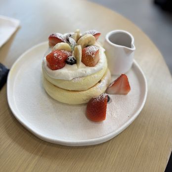 Fluffy Fluffy - Desserts Near Me - New York, New York