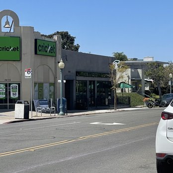 Kingfisher - Outside view the restaurant is located next to Cricket mobile and a 7-Eleven - Vietnamese Near Me - San Diego, California Kingfisher - Outside view the restaurant is located next to Cricket mobile and a 7-Eleven - Vietnamese Near Me - San Diego, California