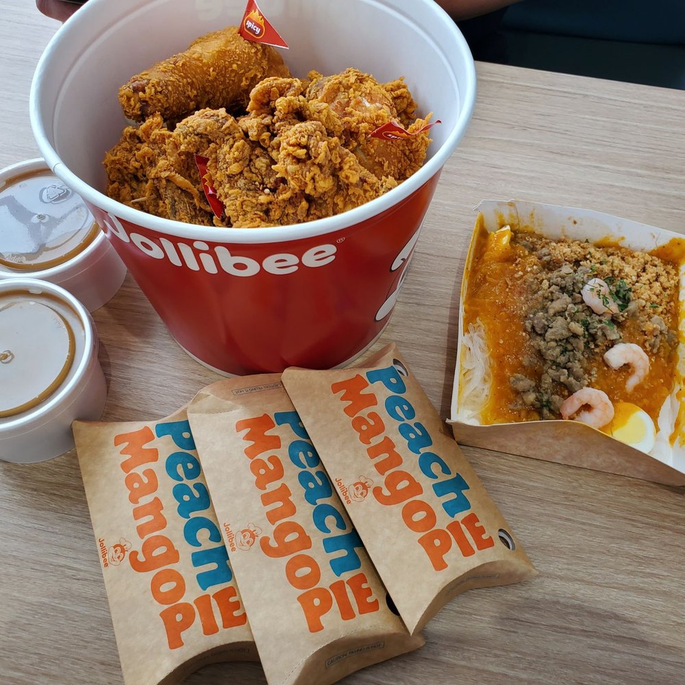 Jollibee - 10 Piece Spicy Chickenjoy with Gravy with 3 Peach Mango Pies and a Palabok. - Chicken Shop Near Me - Alhambra, California