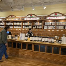 Murchie's Tea & Coffee - Bulk tea bar