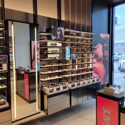 Sunglass Hut - More sunglasses