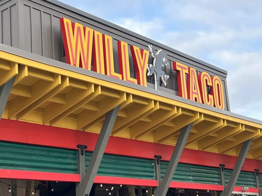 Willy Taco by null