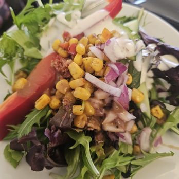 United Club - Today's salad - Airport Lounges Near Me - Honolulu, Hawaii