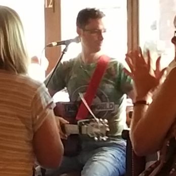 Oliver St John Gogarty - Great Irish music! - Pubs Near Me - Temple Bar, D Oliver St John Gogarty - Great Irish music! - Pubs Near Me - Temple Bar, D