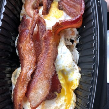 BLD Diner - 3 eggs over easy with bacon and turkey - Diners Near Me - Larchmont, New York